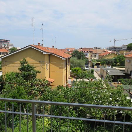 La Baia Di Lori Apartman Pesaro Kültér fotó
